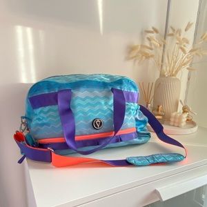 ivivva duffle bag
